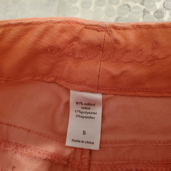 Women's Maurices Cotten Blend Capri - Picture 6 of 6